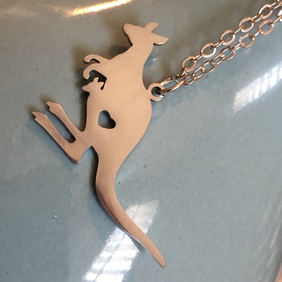 $ to Australia fires kangaroo stainless  pendant - Picture 3 of 5